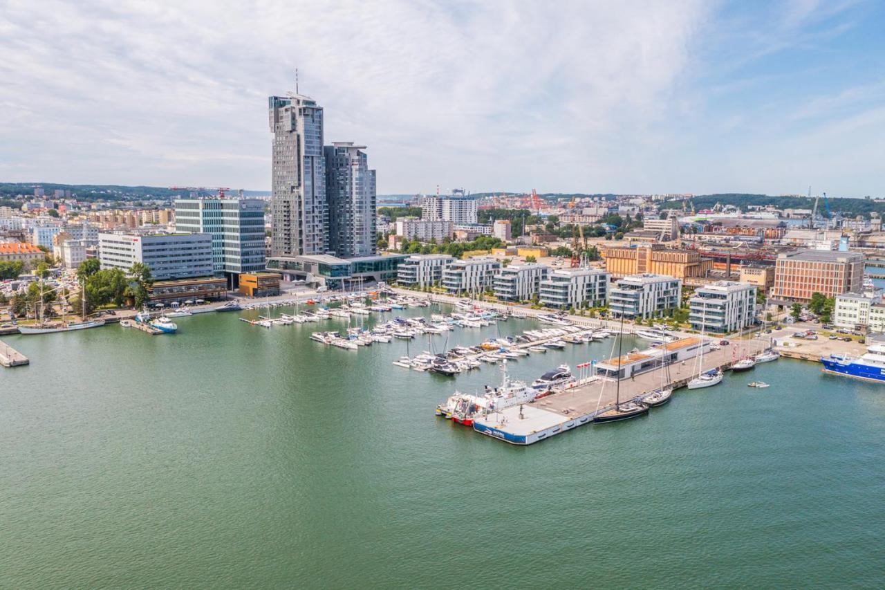 Apartment Faltom 26 Yacht Park Z Tarasem *
