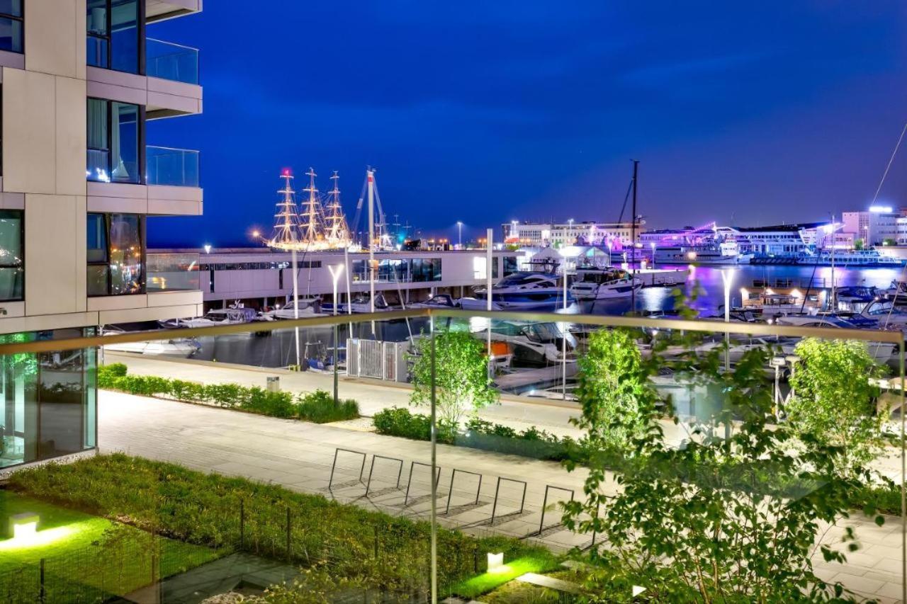 Faltom 26 Yacht Park Z Tarasem Apartment