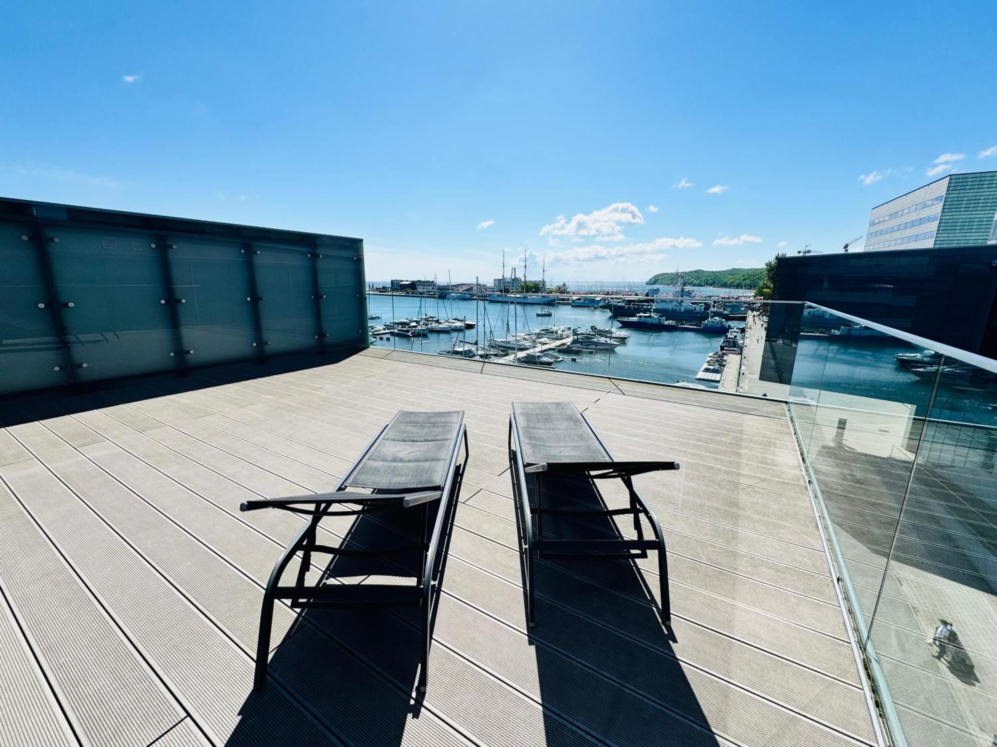 Faltom 26 Yacht Park Z Tarasem * Gdynia